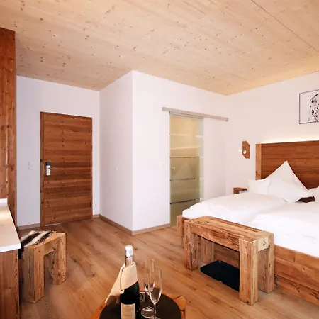 Hotel Hotel-restaurant Bonimeier 3*