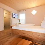 Hotel-restaurant Bonimeier فندق Niedergottsau