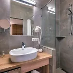 Hotel-restaurant Bonimeier فندق 3*