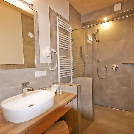 Hotel-restaurant Bonimeier 3* Niedergottsau
