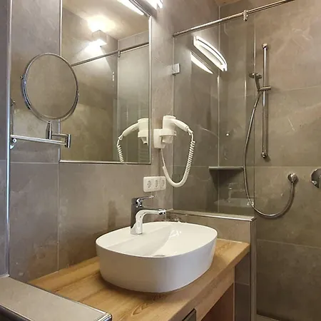 Hotel-restaurant Bonimeier מלון