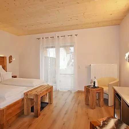 מלון Hotel-restaurant Bonimeier