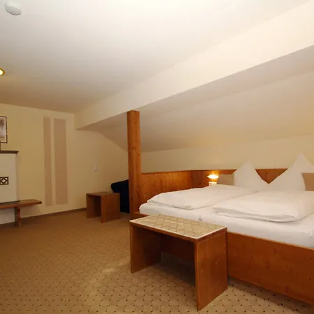 Hotel-restaurant Bonimeier מלון 3*